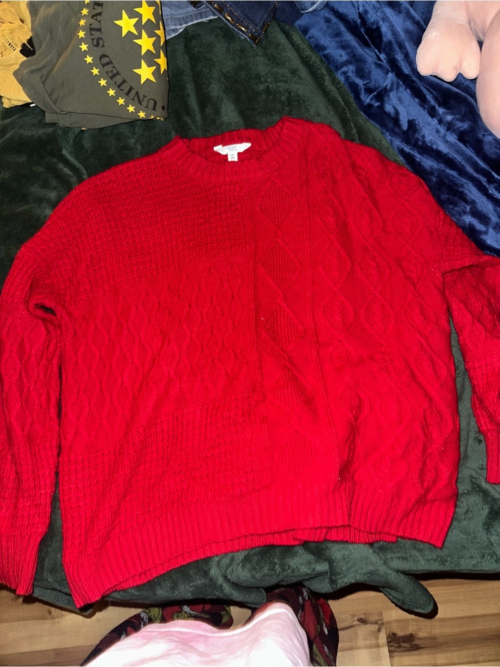 Time and Tru Women's Red Cable Knit Crewneck Sweater